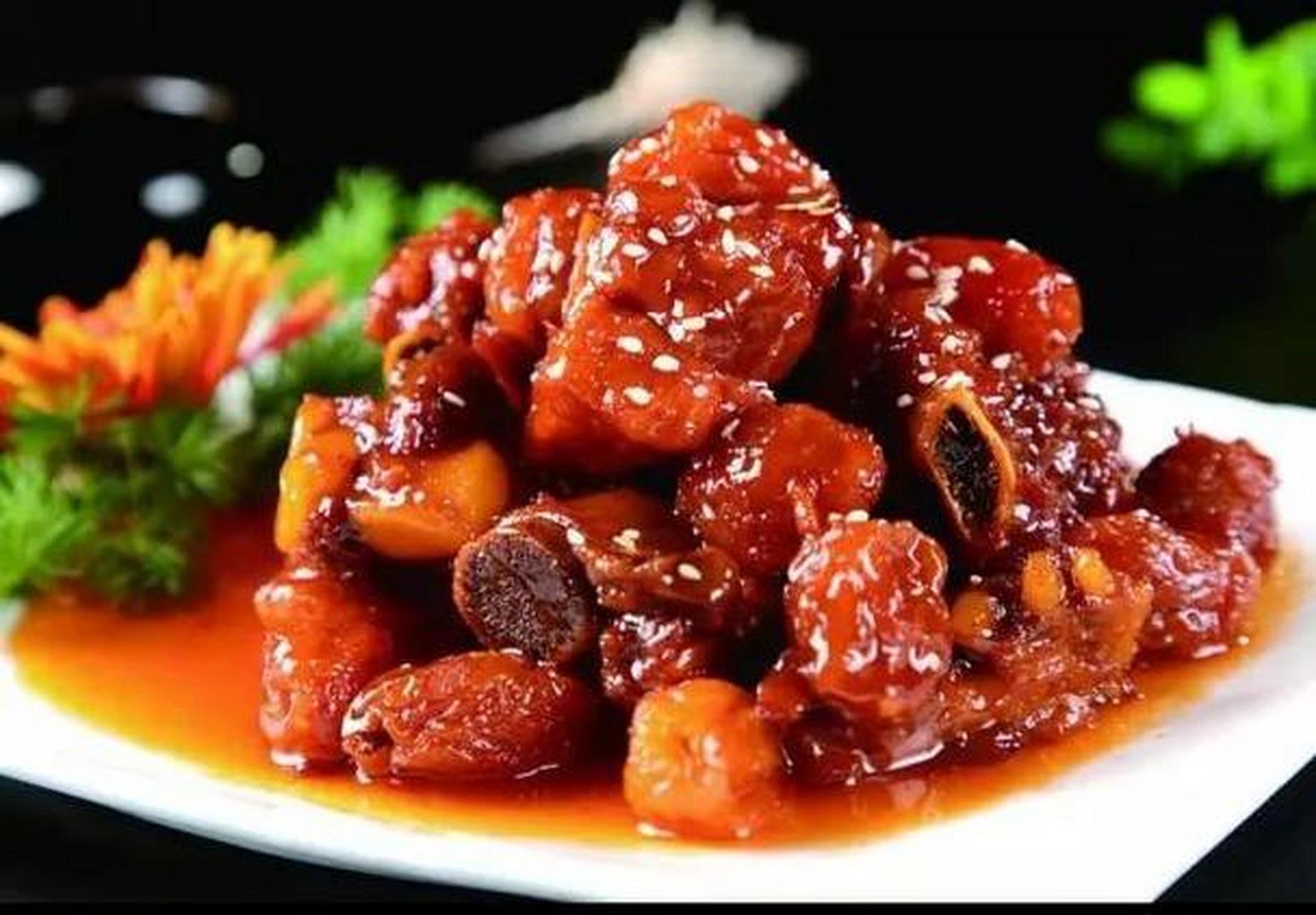 99秘制话梅排骨,吃出满满的幸福感!酸甜多汁,让你欲罢不能!