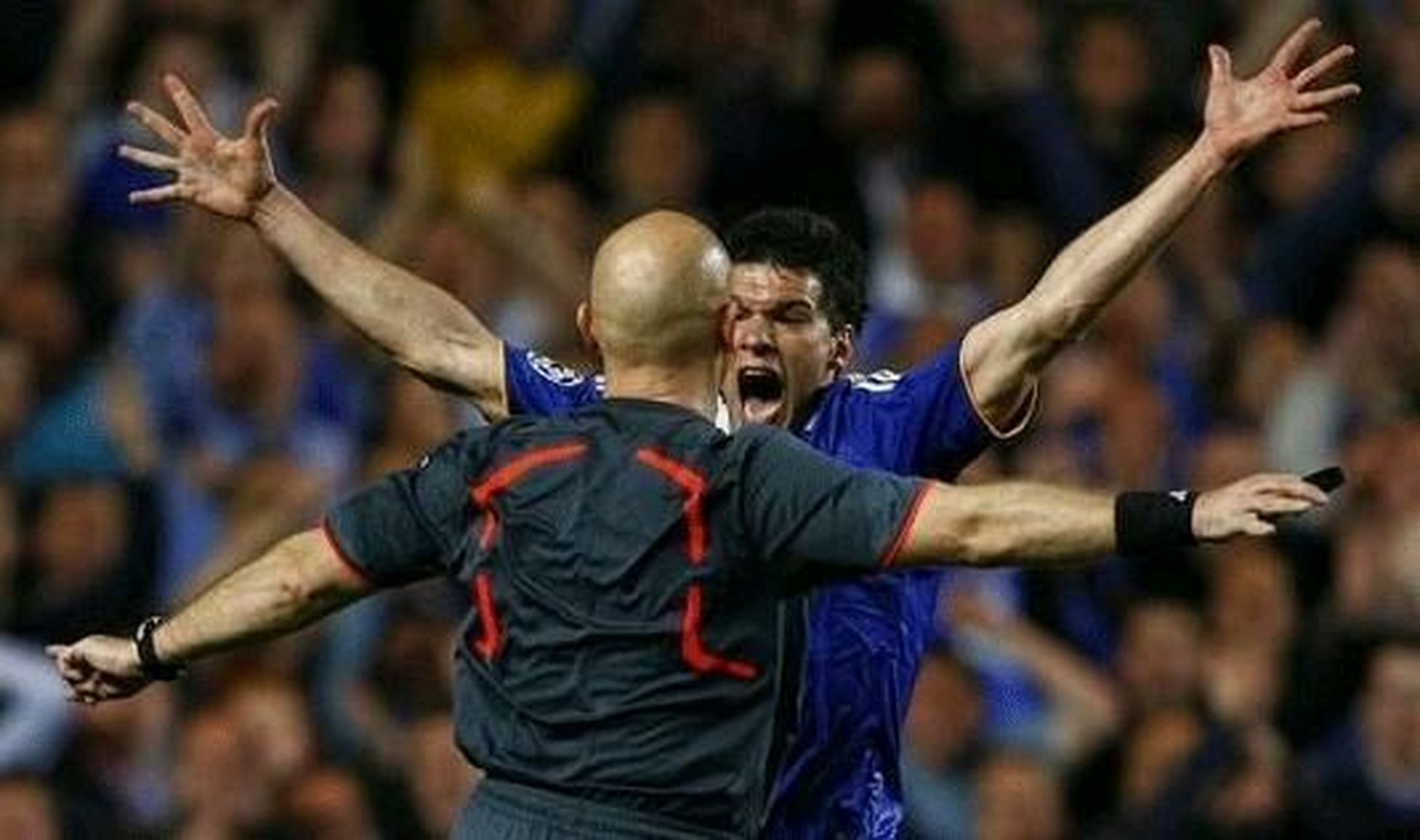 谜一样的体坛争议事件# 斯坦福桥惨案!