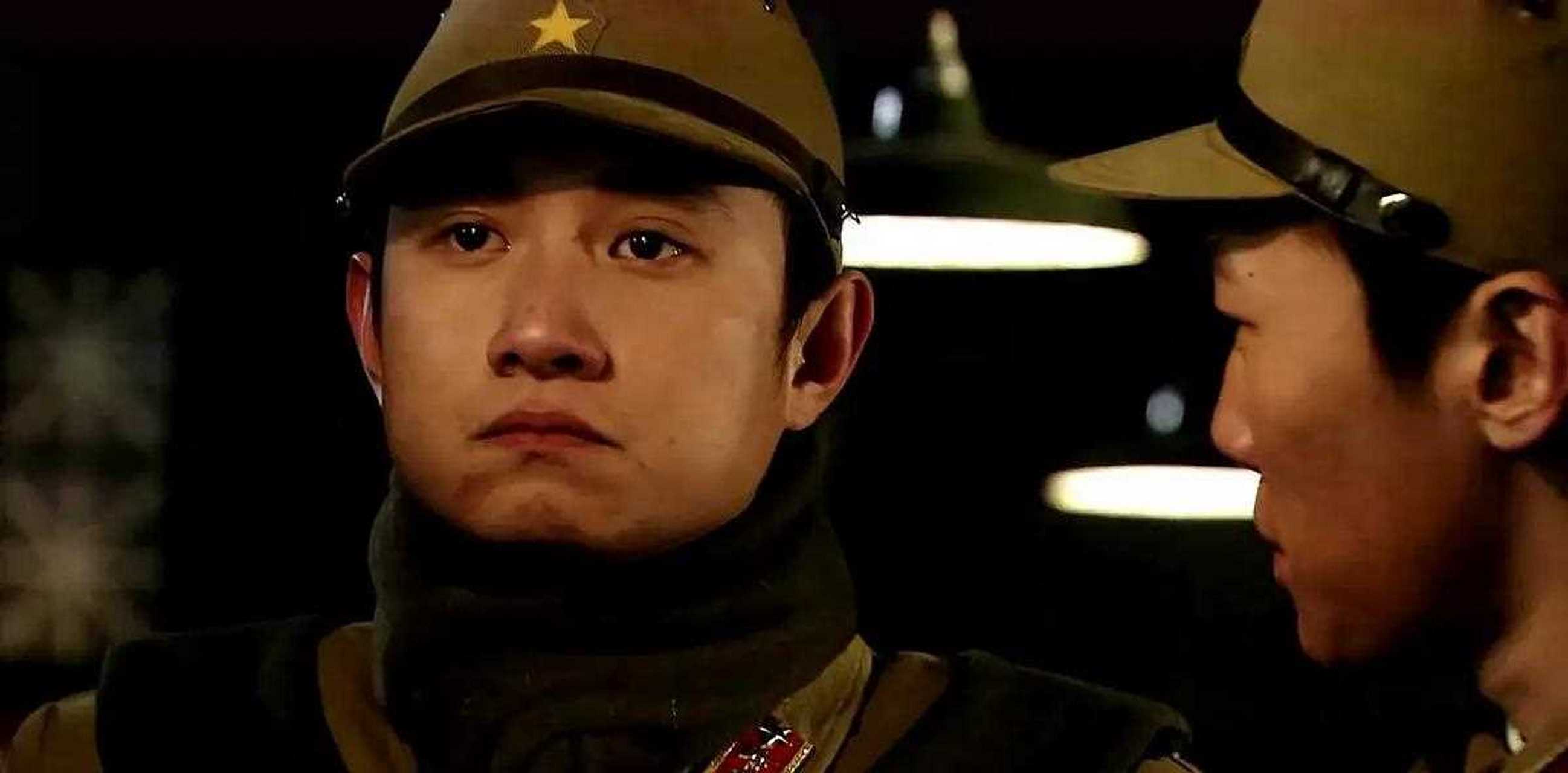 2009年,文章在《雪豹》剧组被爆炸碎片打伤,不得已入院休息,马伊琍