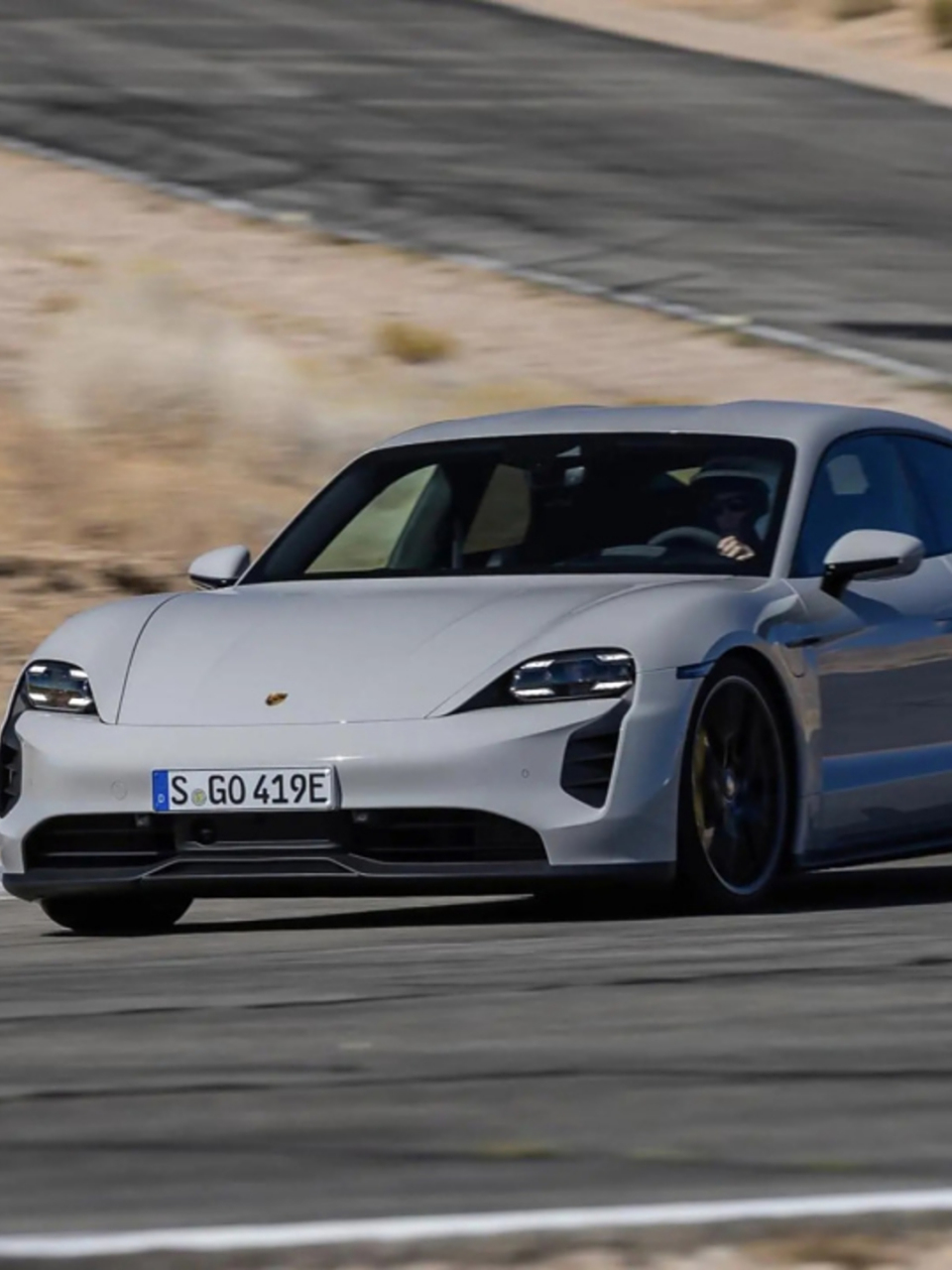 保时捷taycan:每天一车,高性能电动车