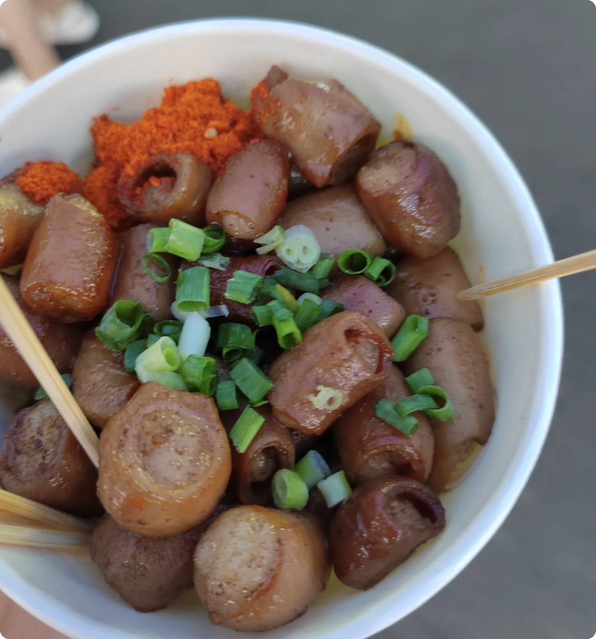 特意饿着肚子去,以为会大有一番作为,结果吃不了