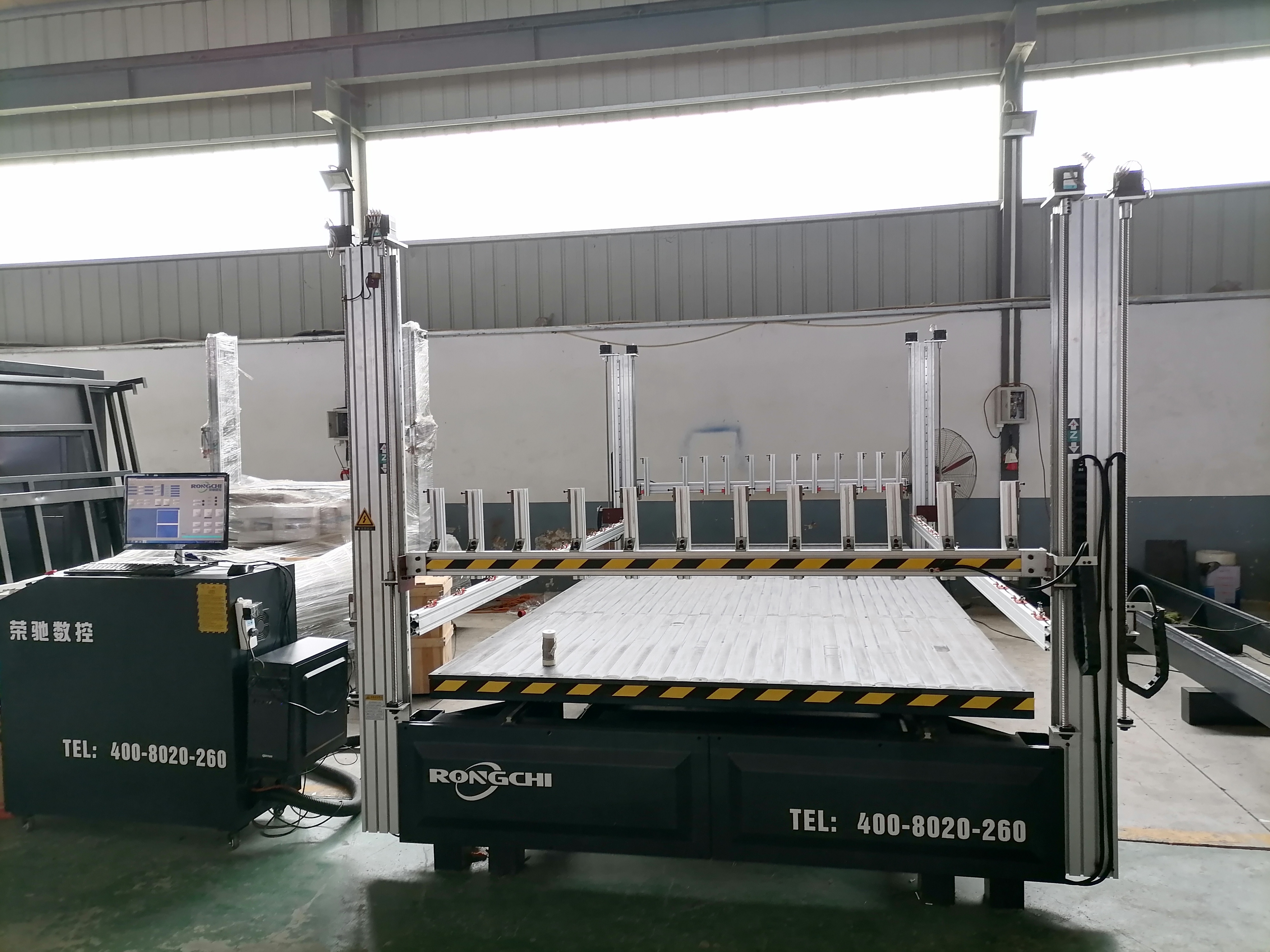 1330数控全自动泡沫切割机