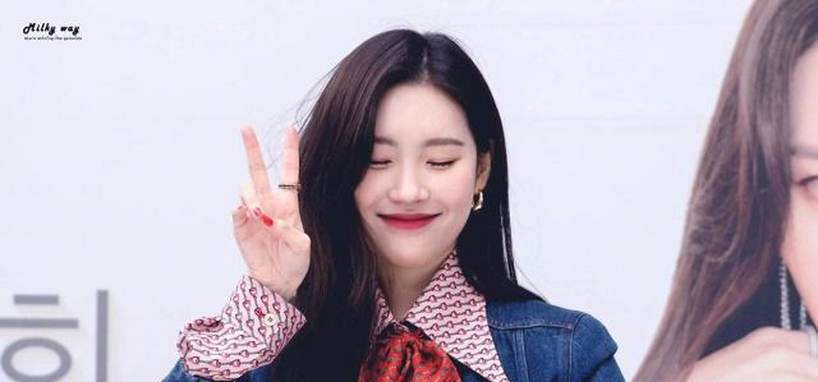 李宣美日常潮流搭配成时尚模板撞脸刘亦菲