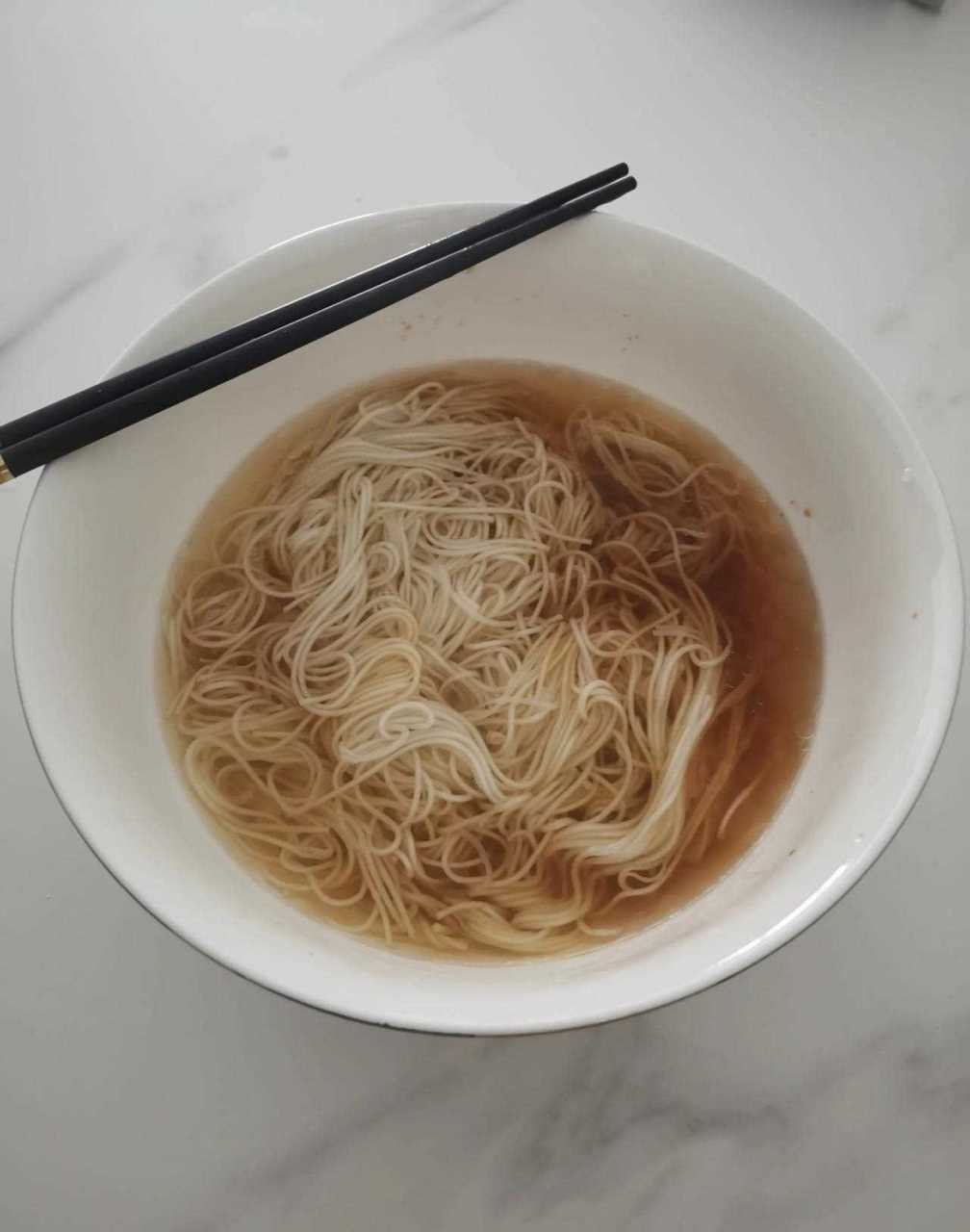 一碗清水面,三连拍[闭嘴]