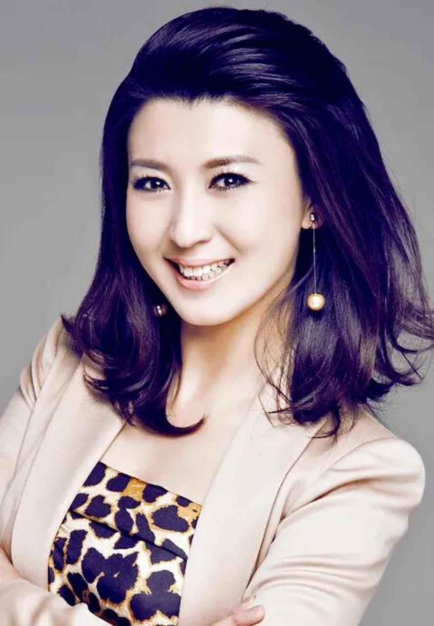 一次,闫学晶在节目中说:"曾经我和孙俪是很好的朋友