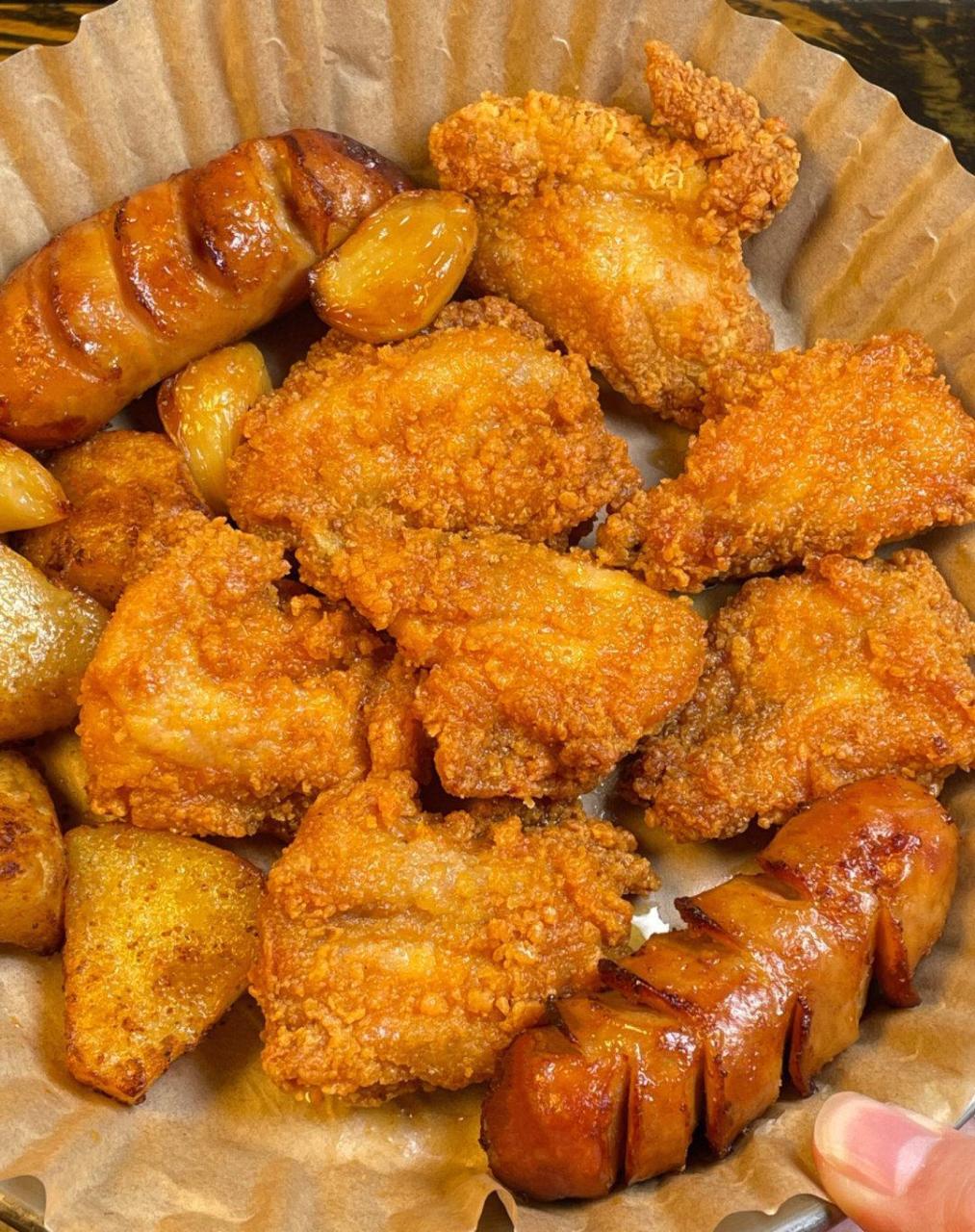 啊啊啊我要吹爆这个炸鸡土豆拼盘!