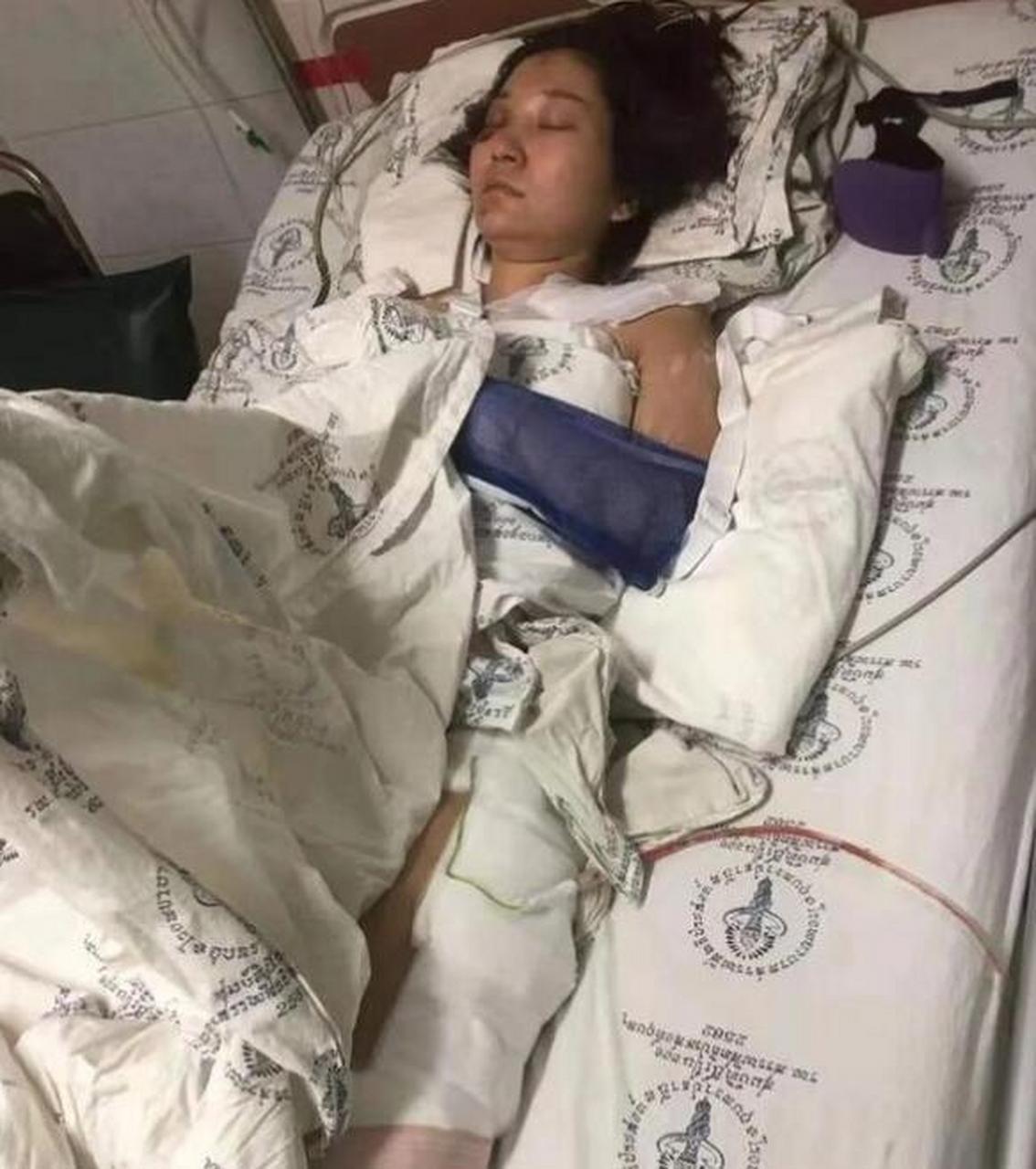 2019年,王暖暖在泰国经历了一场死里逃生的悬崖惊魂事件后,历经了3年