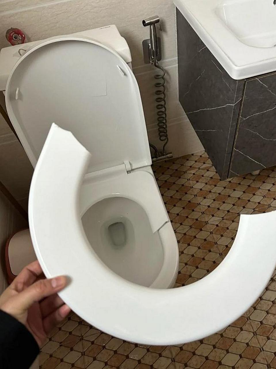 第一次去男朋友家,就把他家马桶坐坏了,我要怎么解释呢?