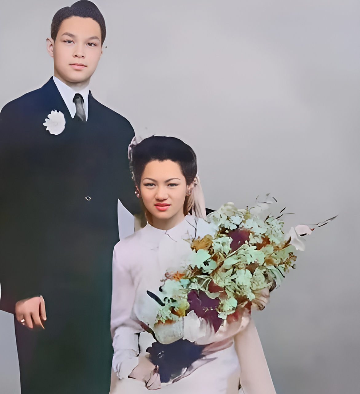 霍英东有三位太太:原配吕燕妮,二房冯坚妮和三房林淑端!