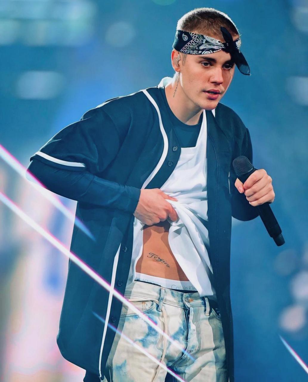 贾斯汀比伯 (2015-2017)#明星娱乐资讯# #明星资讯广播台# #明星