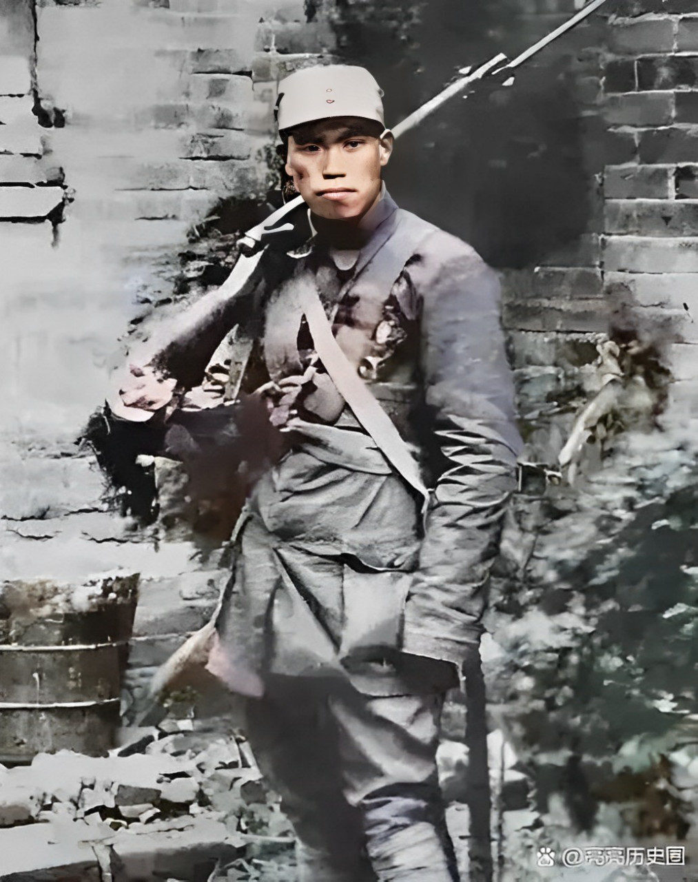 开国将军梁兴初称梁大牙,可见他是一位强硬的将军.