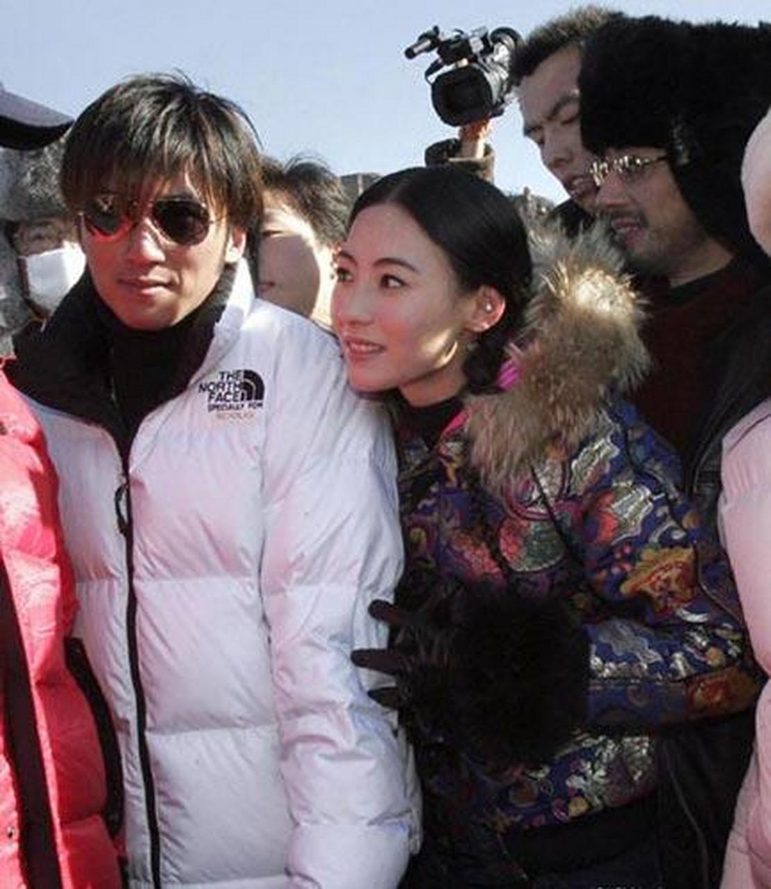 经纪人否认张柏芝与谢霆锋复合# 最近,张柏芝和谢霆锋在澳洲见面复合