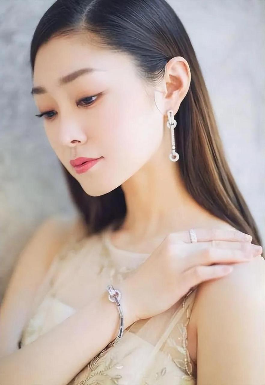 大美女宋轶宋轶姣美可爱,身材一级棒宋轶,出生于湖北省荆门市东宝区