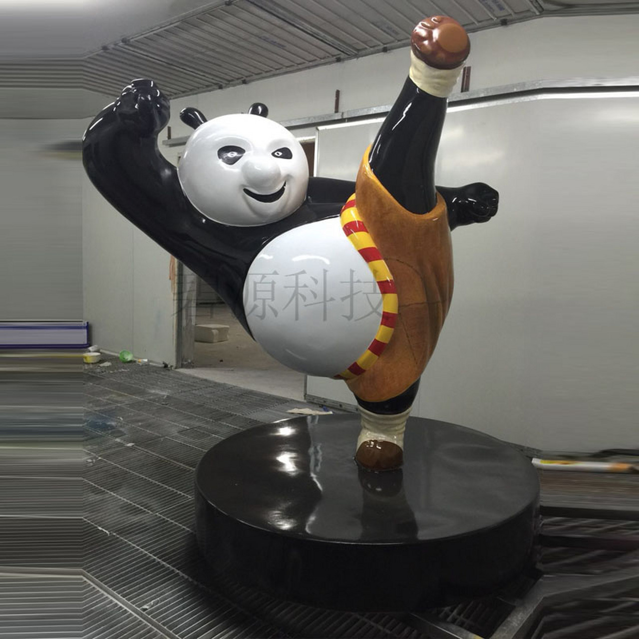 玻璃钢卡通公仔雕塑定制,工厂欢迎您参观#玻璃钢动物雕塑