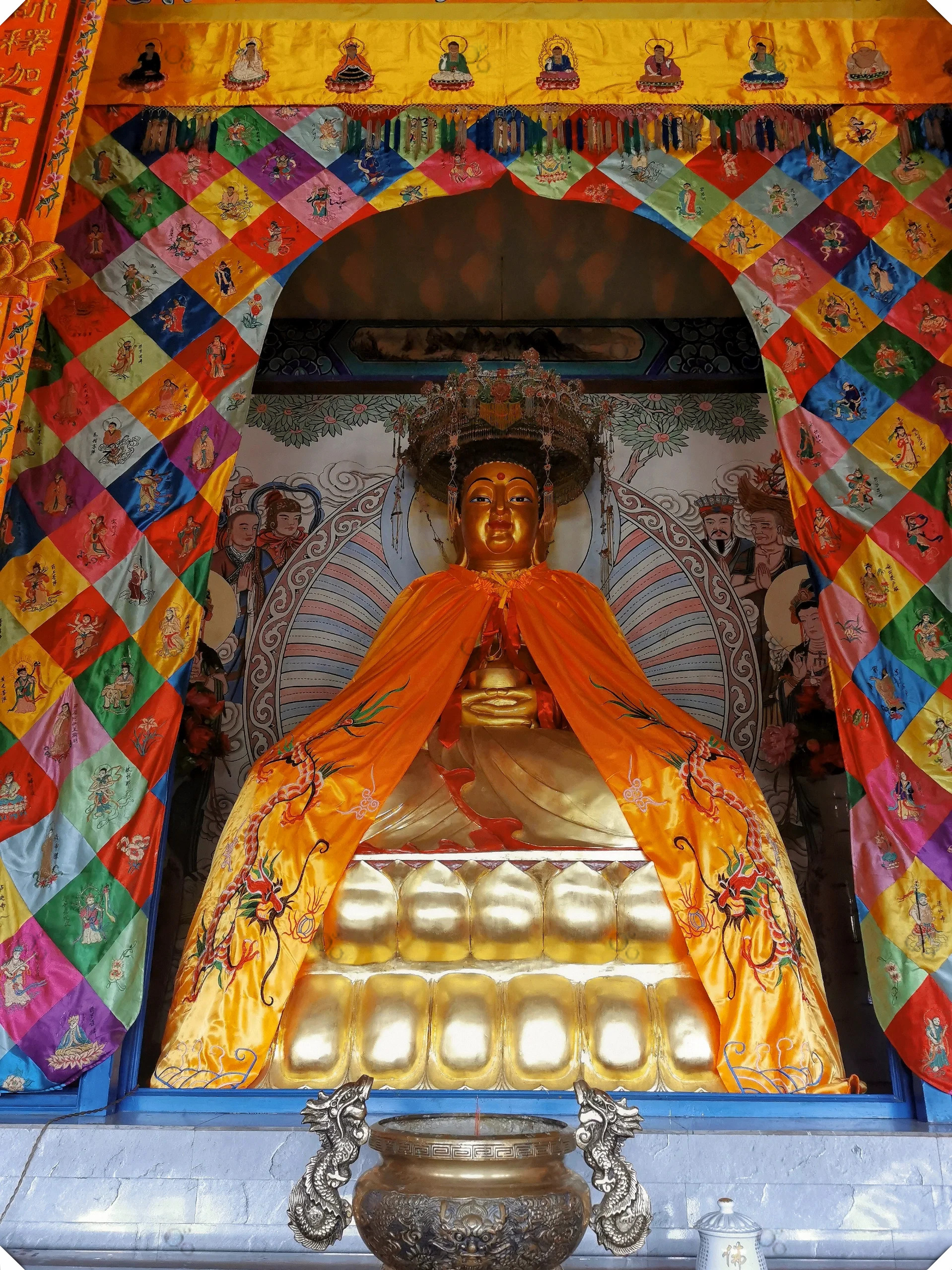 于2003年建成,坐落在辽宁省铁岭市银州区的东辽海屯村