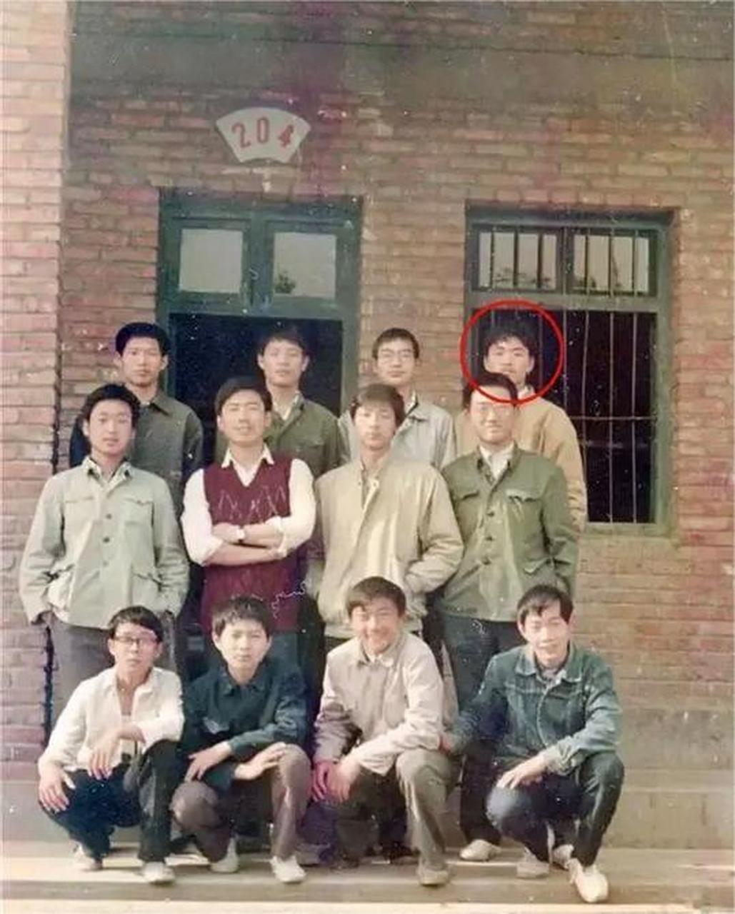 刘强东年轻时的照片图片