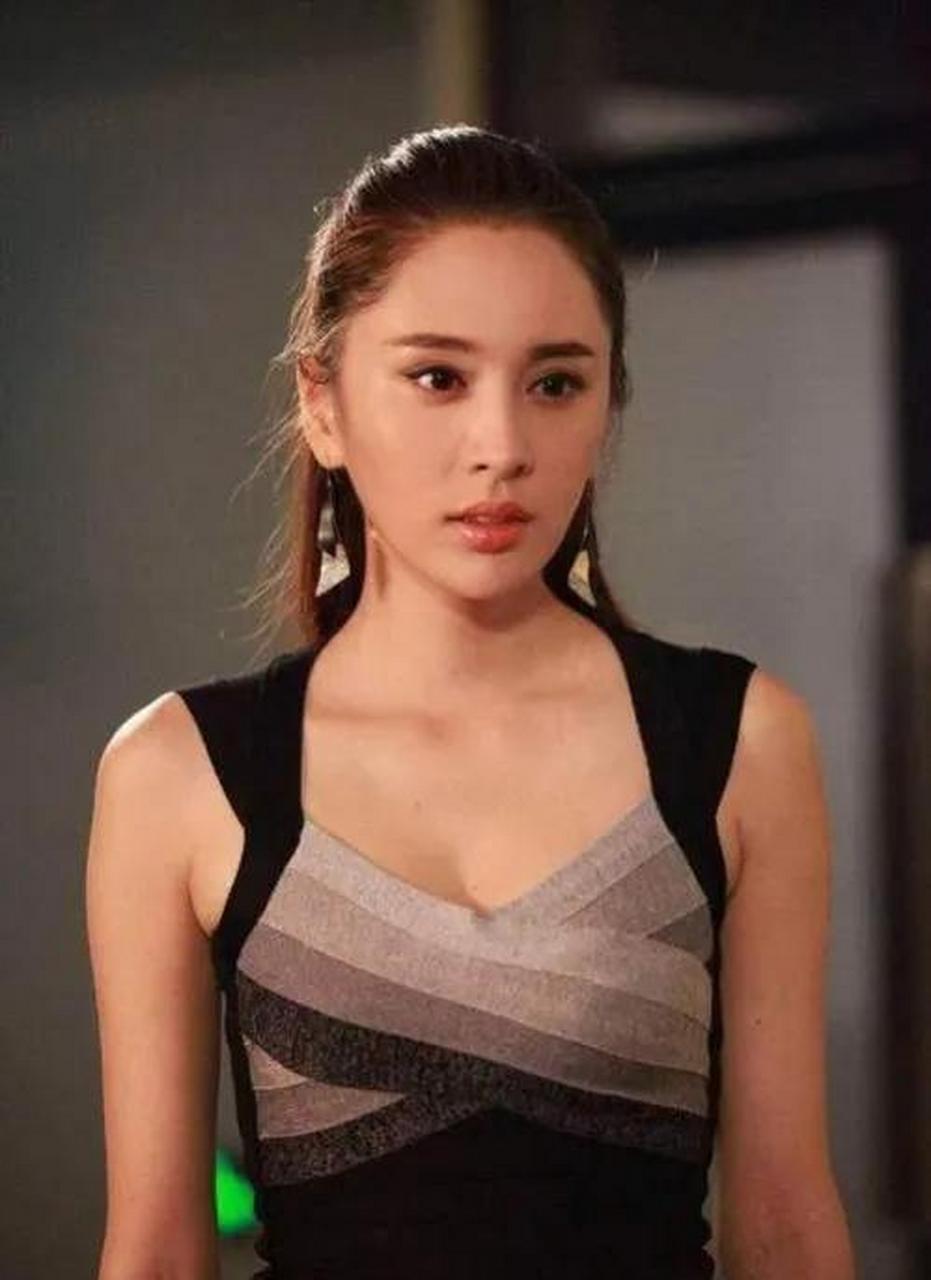 内地性感女星:张熙媛