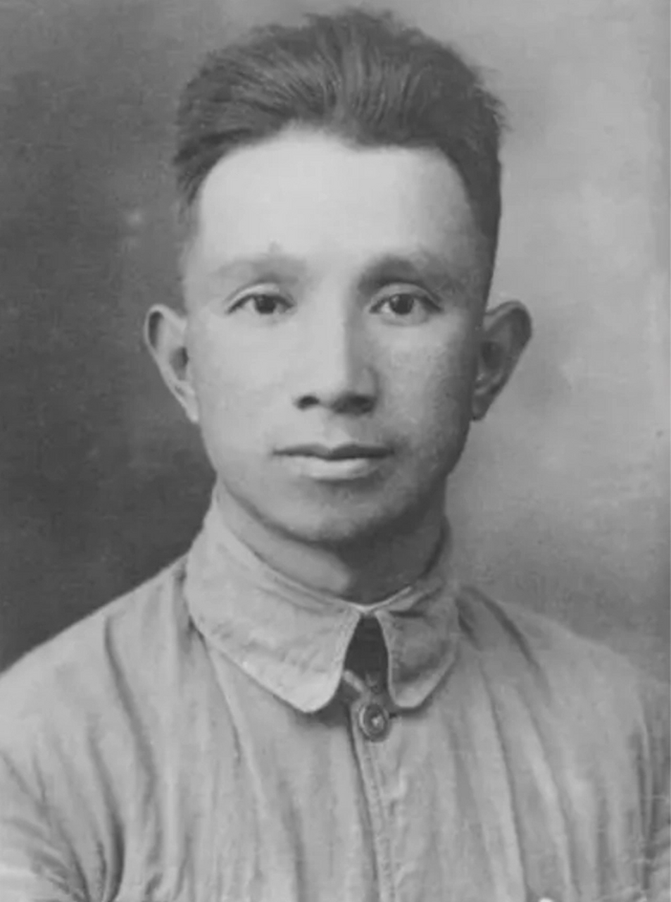 近代人物科普:粟戎生,他是粟裕将军的长子,曾在老山轮战中大显身手