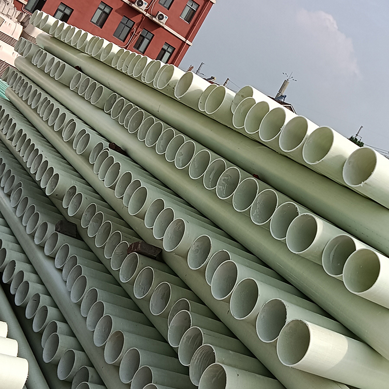 湖北长坂桥生产的hb-bwfrp纤维编织拉挤电缆保护套管具有耐腐蚀,耐高