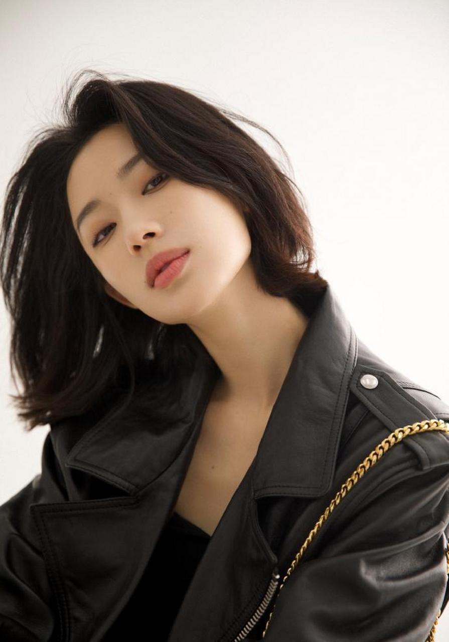 美女演员孙佳雨迷人美照欣赏