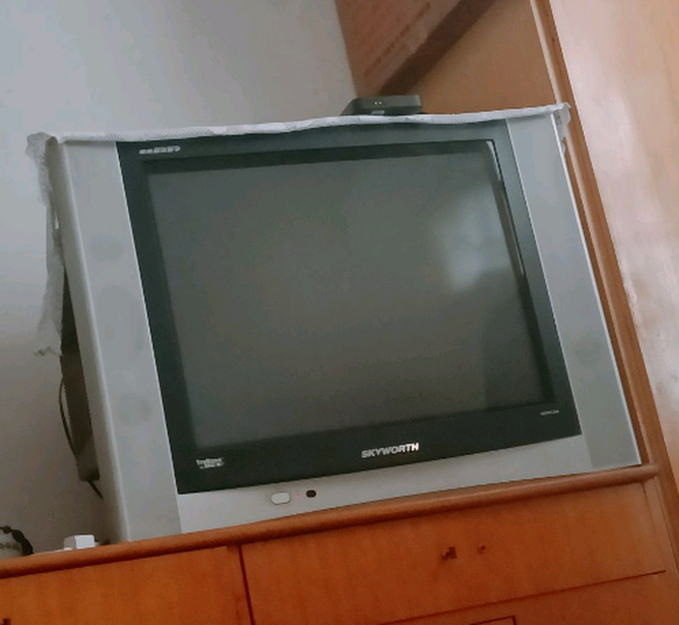 淘了一个二手电视,还是这种电视机好用