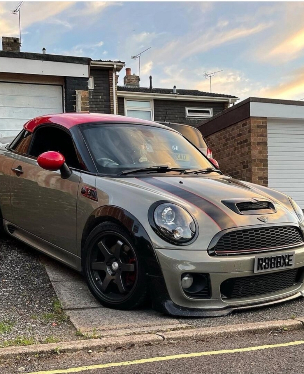 mini家族中的神秘车型  代号r58,俗称mini棒球帽,你有在路上见过吗?