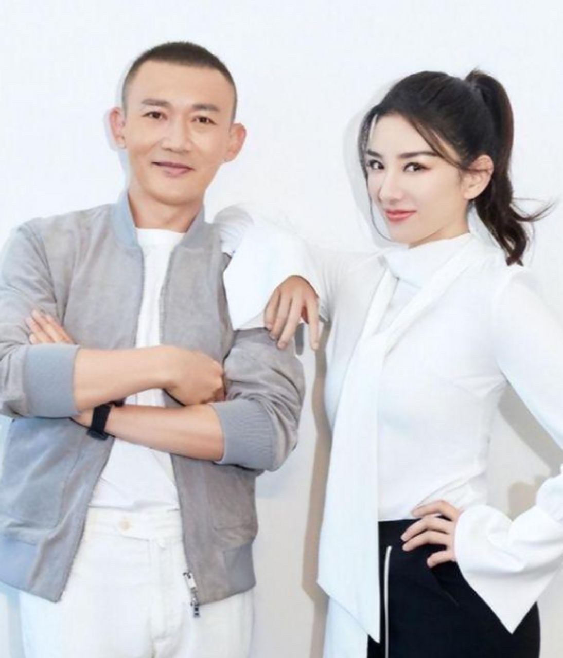 聂远和黄奕时隔20年再聚首,一个已成油腻大叔,一个仍似二八少女