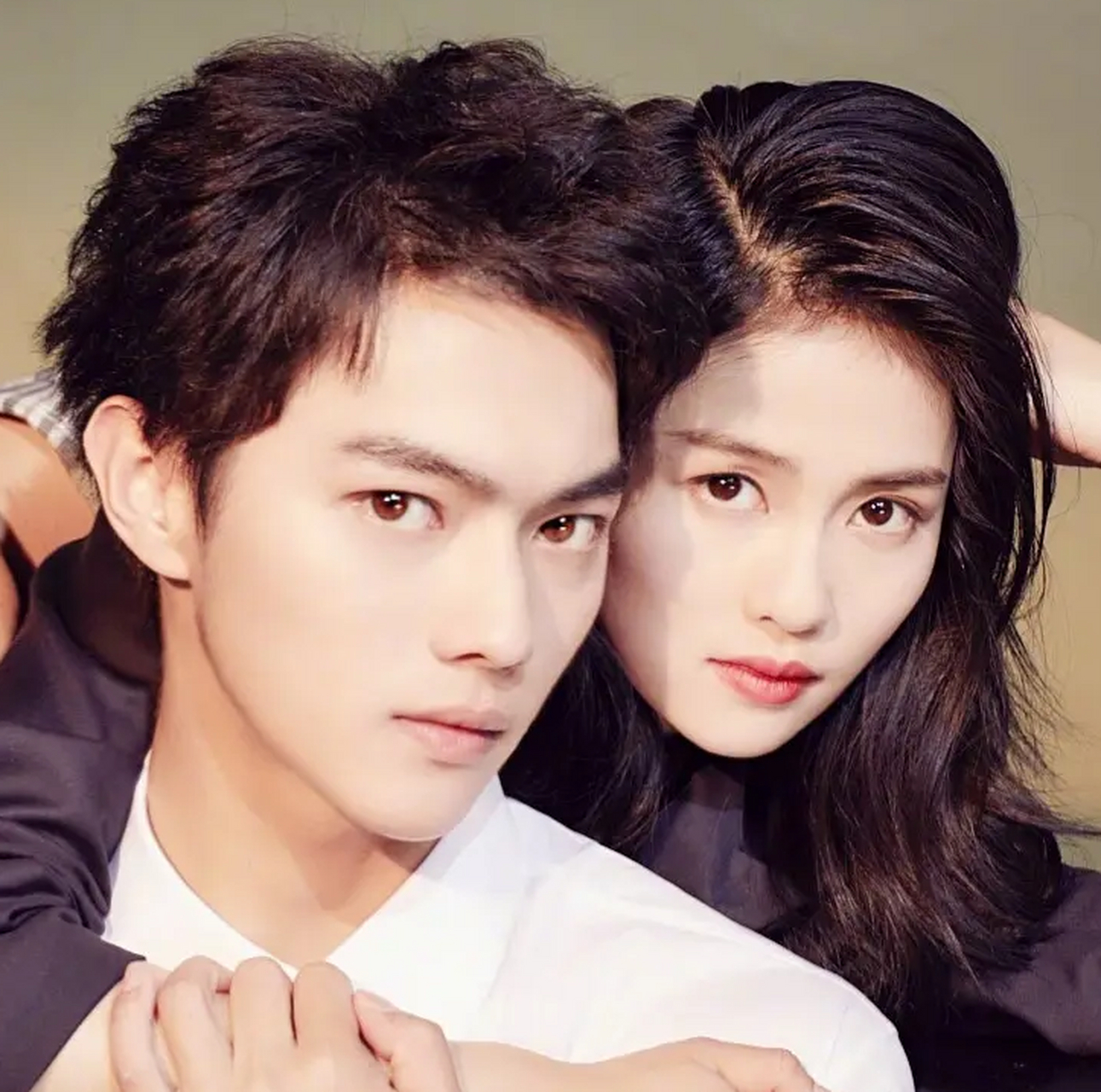 懂瓜呱说许凯和白鹿在一起过,白鹿提出分手,许凯恋恋不舍!