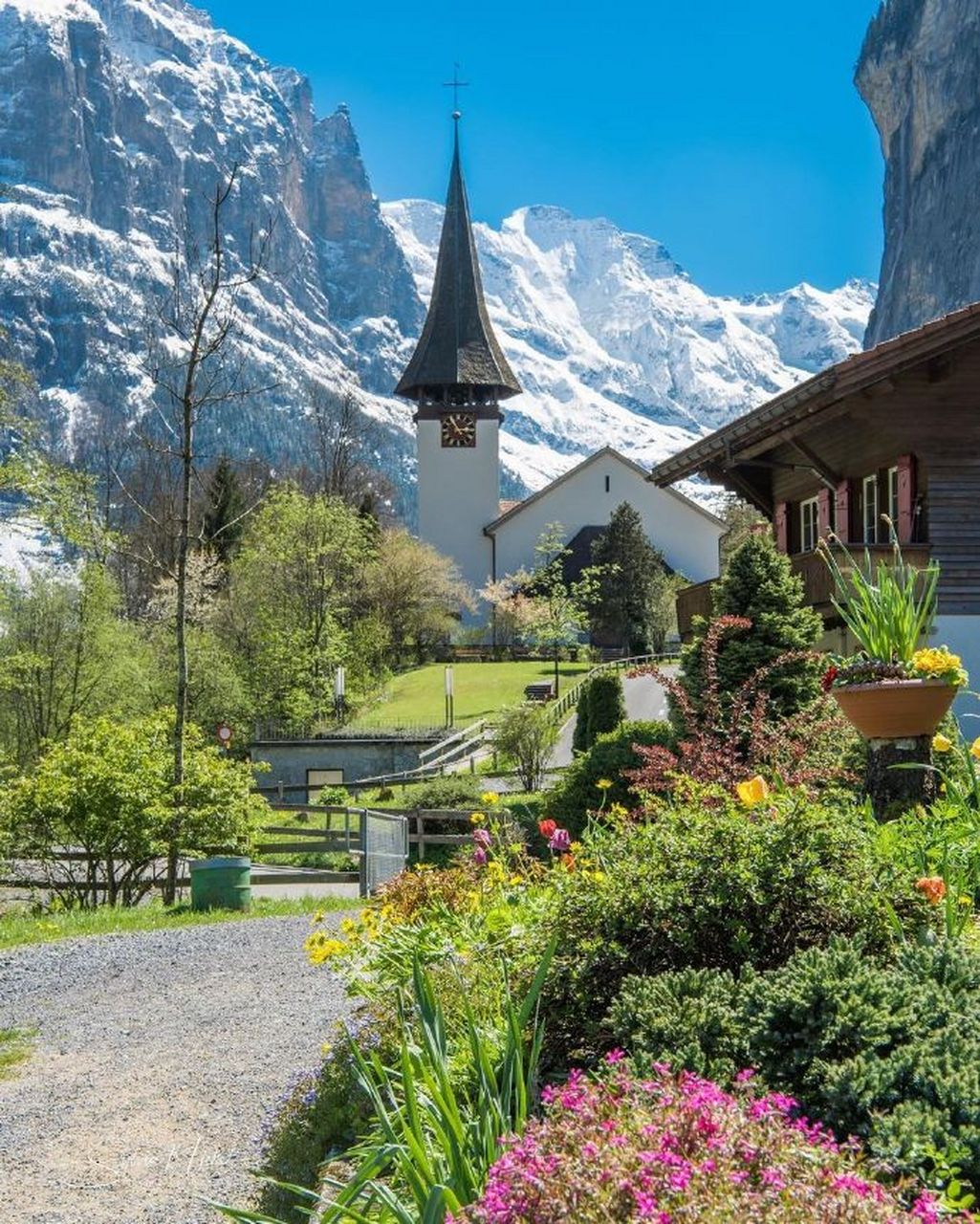 春天的瑞士,风景如画,有种不真实的感觉.