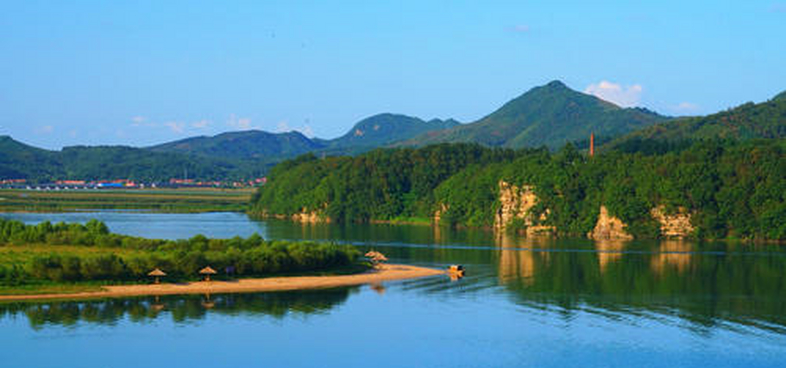 介绍一个辽宁的有山有水的景区,它的名字叫做叆河的风景区.[喵喵]