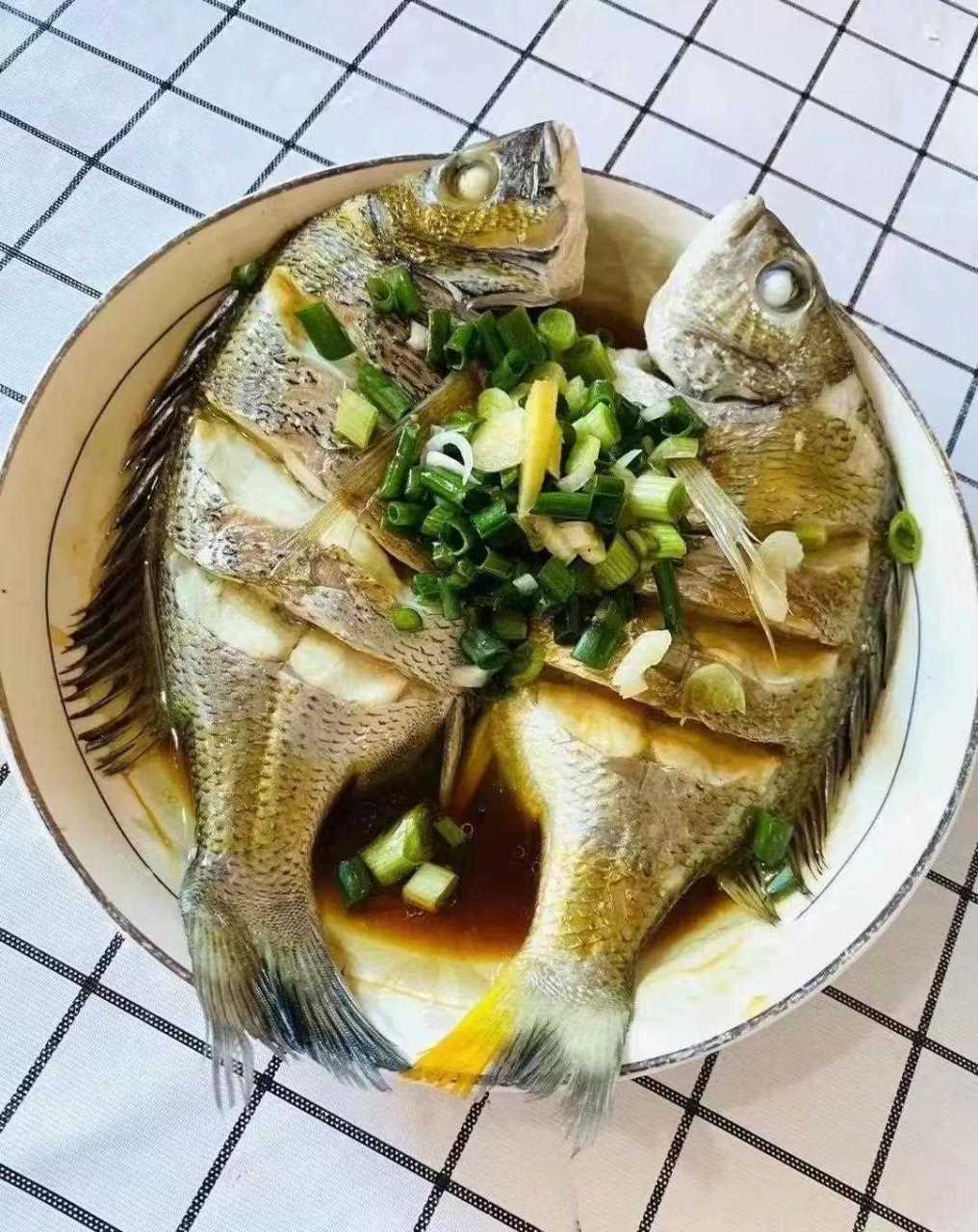 海钓黄翅鱼 我们推荐的鱼儿之一,营养丰富,老人家,小朋友,孕妇都合适