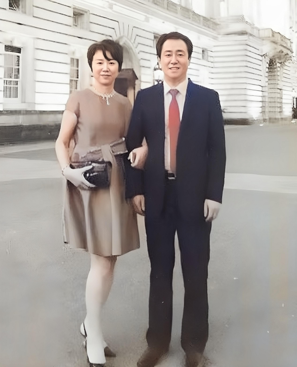 许家印老婆是安徽人?图片