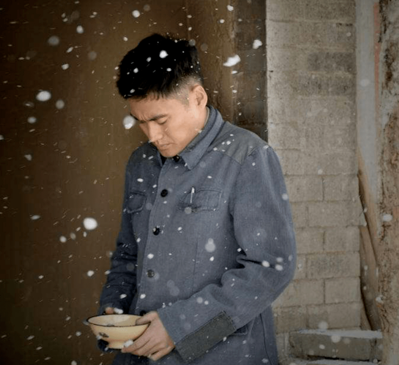 《平凡的世界》主人公孙少平在原西县高中上学时,学校伙食分等级,菜和