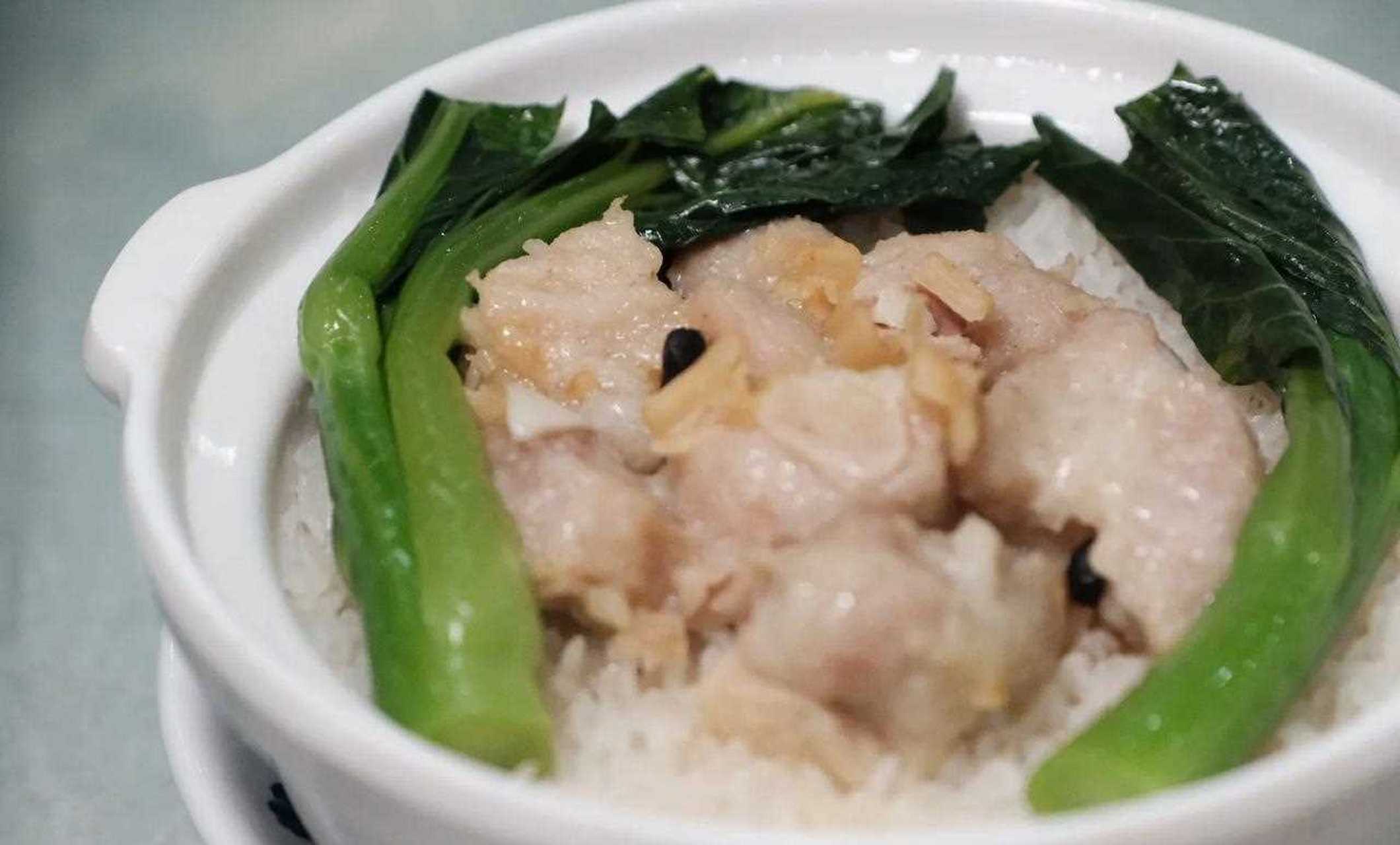 位于芳村海宝湾海鲜批发市场内的海宝湾海鲜美食城,疫情后重新出发