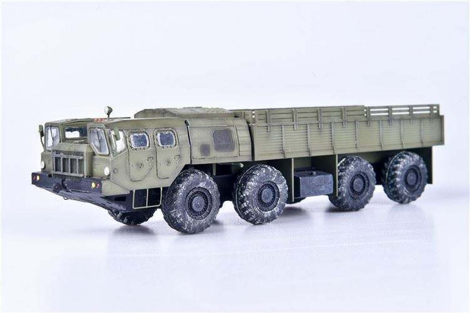 白俄罗斯拥有maz79221超重型载重卡车的生产技术,这种超重型载重卡车