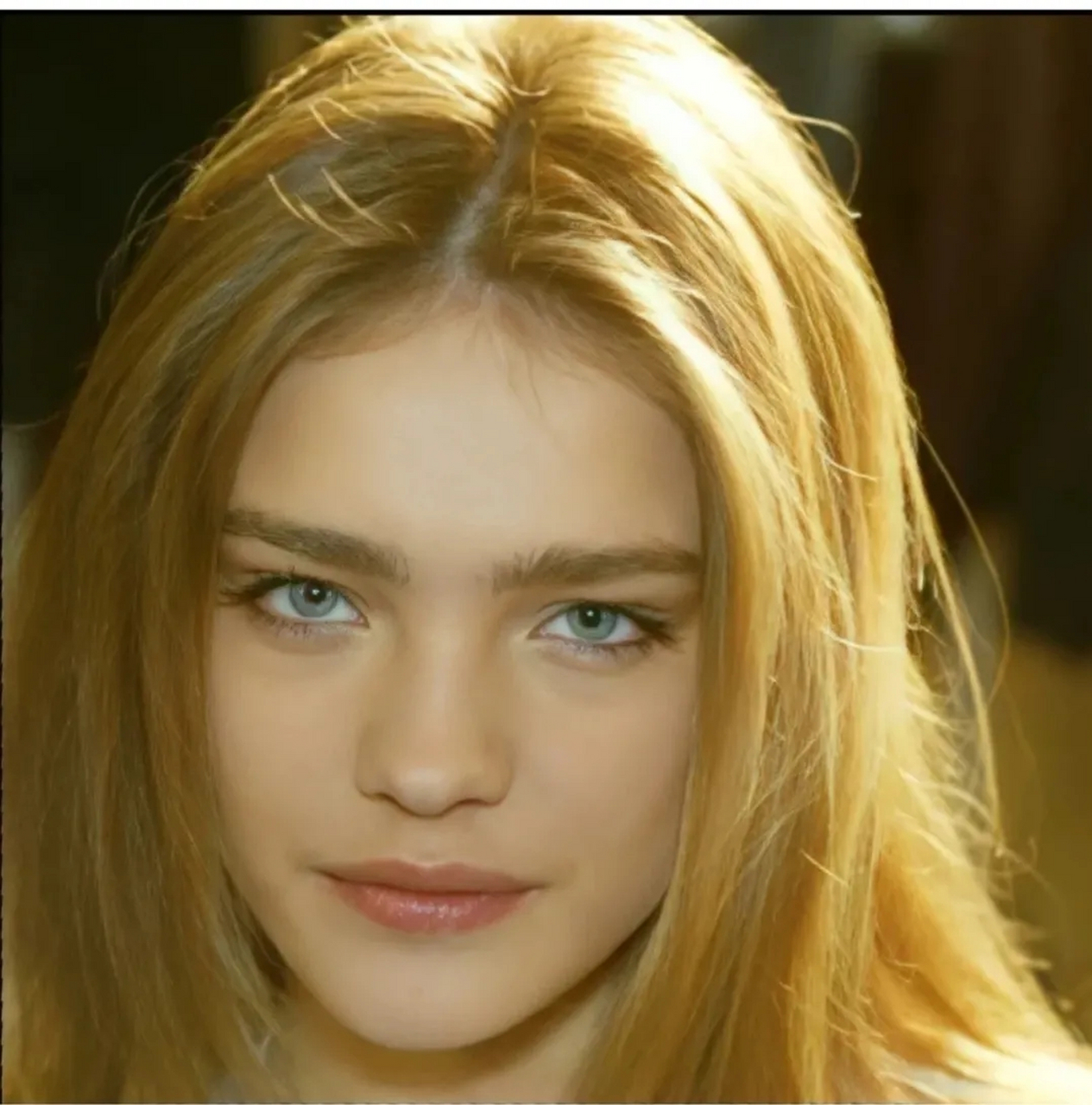 水果娜早期秀场后台照片 娃娃脸模特鼻祖 难得小骨架的欧美人 头也