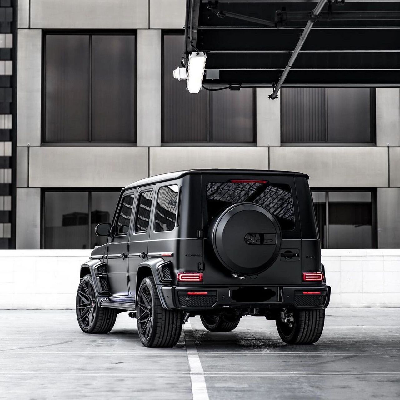 奔驰amg g63黑武士风豪车鉴赏  奔驰amg g63黑武士风格车型,以其独特