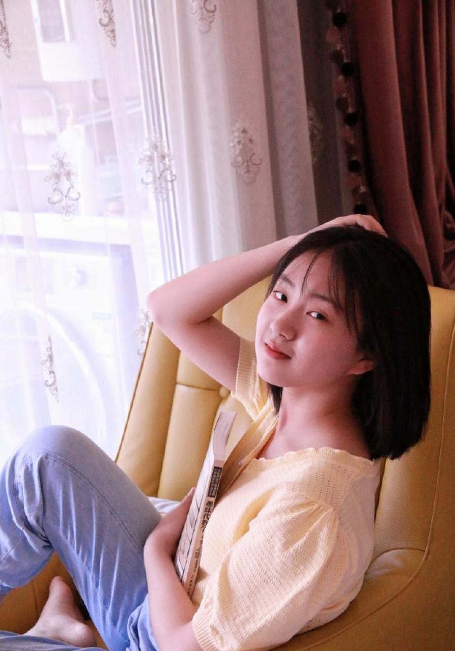 08年美女小演员李妮妮迷人美照欣赏,好可爱啊