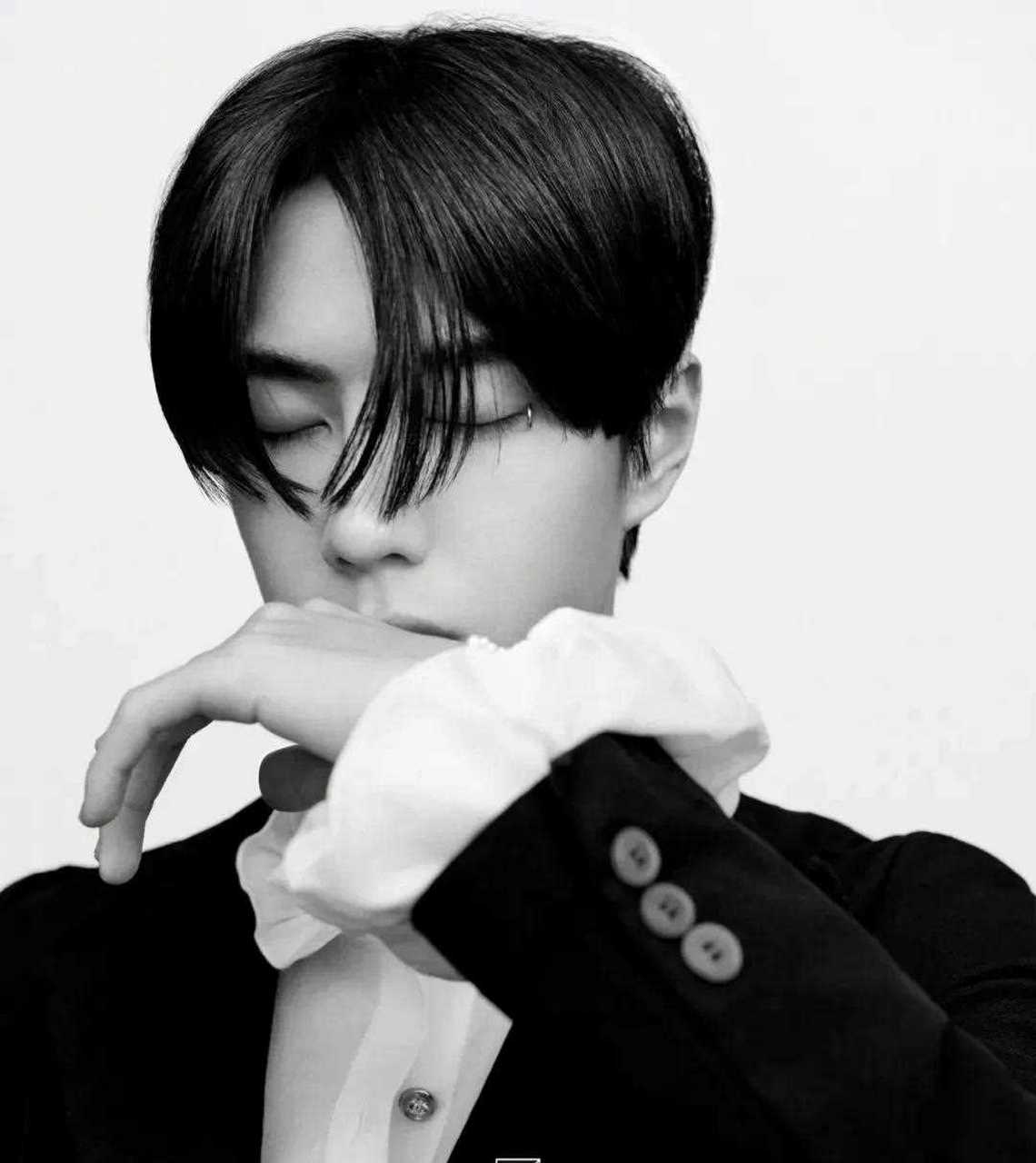 娱乐圈爆料: 戏精导演与电眼男星反目?