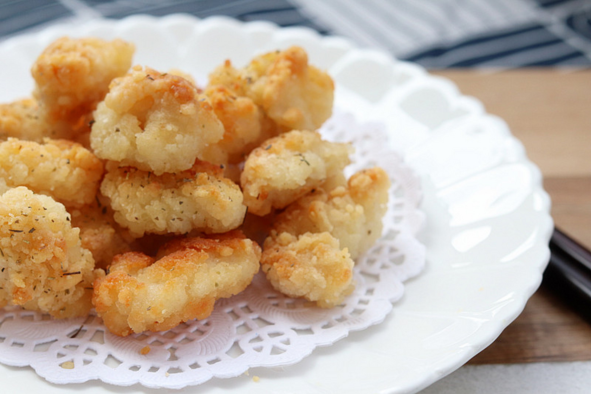 脆香鸡米花 快手鸡米花,简单一烤,不油腻,味道也不错.