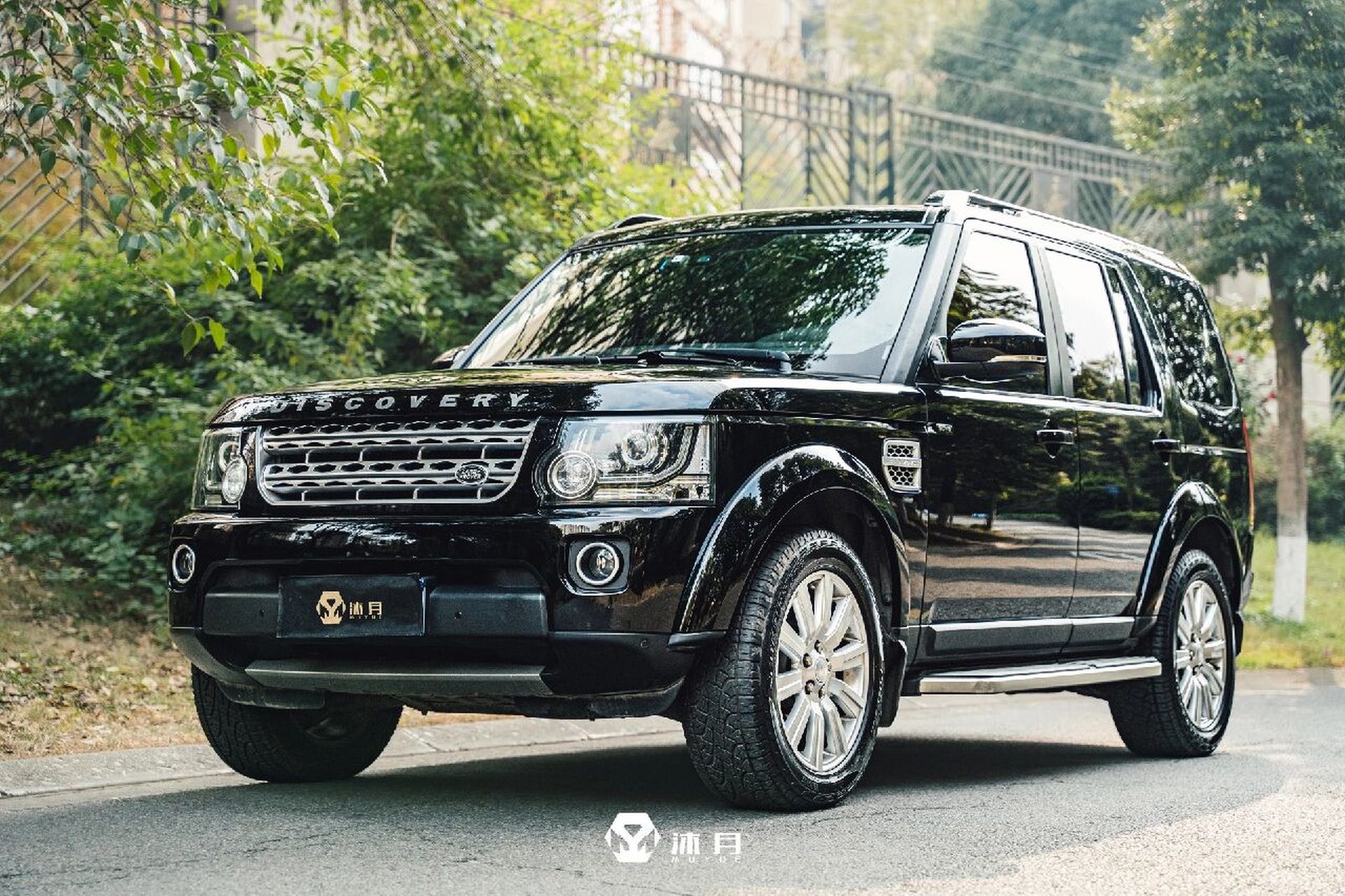 suv黑武士超级亮黑贴膜霸气十足	"      muyue沐月出品: 项目:改色