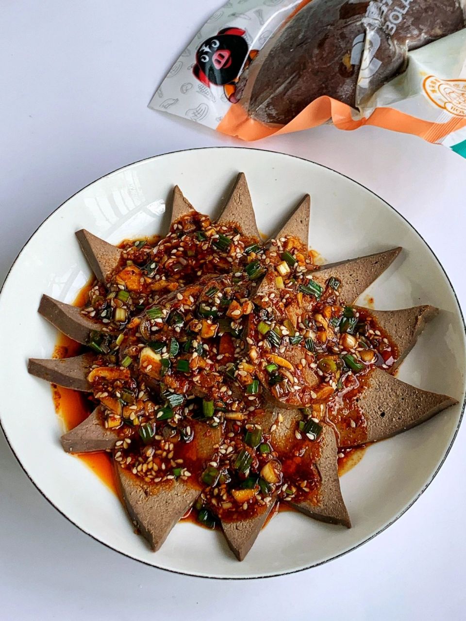 夏日秘制辣油凉拌卤猪肝,营养美味好吃哭 家人们,夏天没胃口试试这个