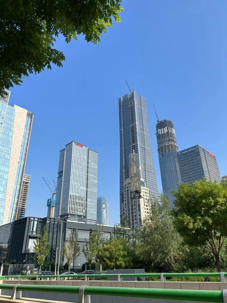济南cbd中央广场图片