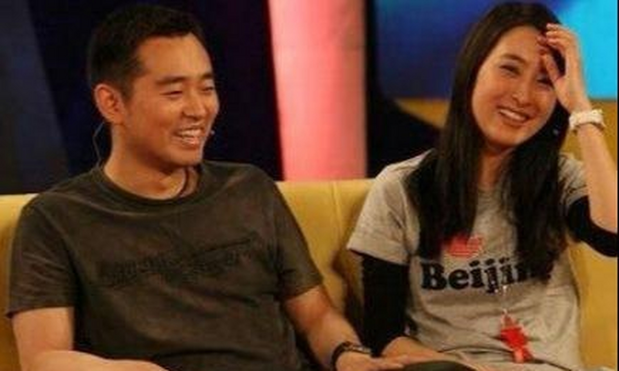 在这段恋爱关系中,马苏不仅有了事业上的开始,而且她的生活也在范家的