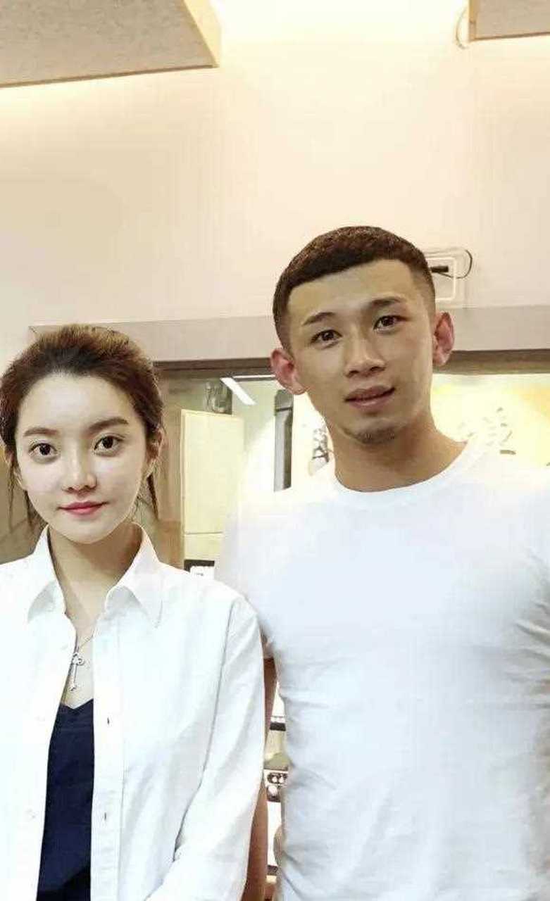 天佑崔阿扎官宣!神豪再锤老毕:"千万喂狗,联合大哥套路木子丰!