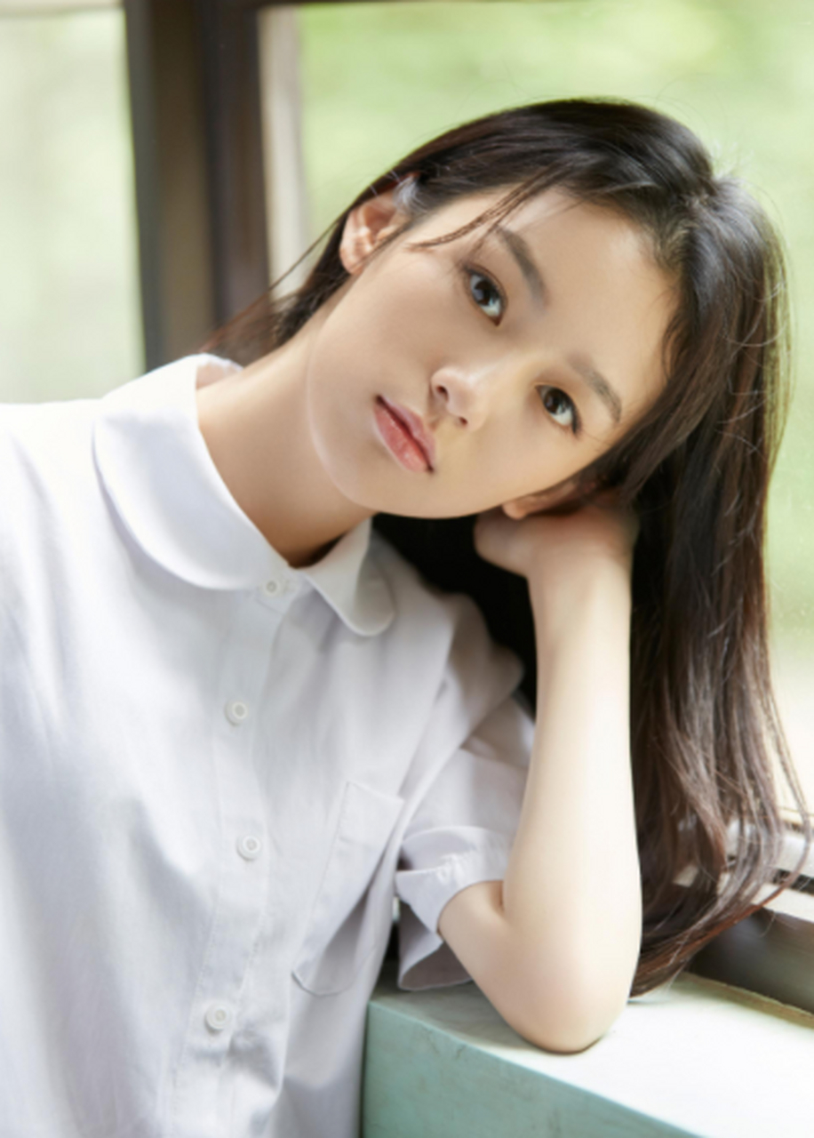 【张婧仪和周也,谁的戏路比较宽】 张婧仪和周也,两人是时下人气比较