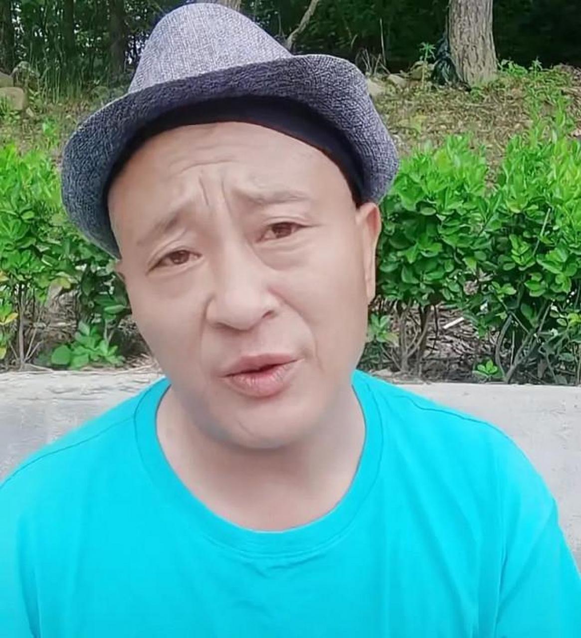 赵四直播人气未破万,粉丝越来越少,自己坦言还不够吃饭的