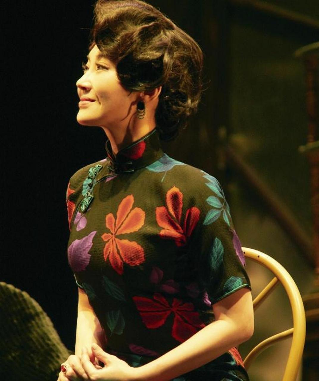 美和年龄无关!邬君梅陈冲33年后再次同款,却只会变美不会变老?