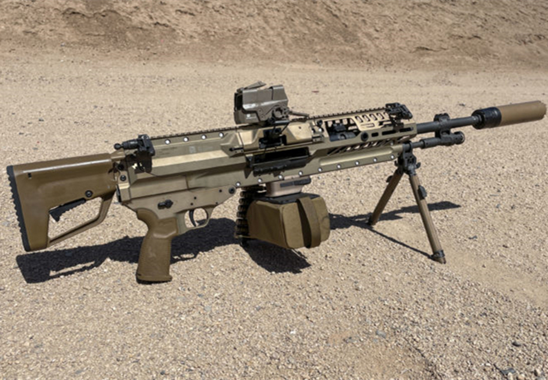 美军的下一代轻机枪xm250,它将替代m249轻机枪.