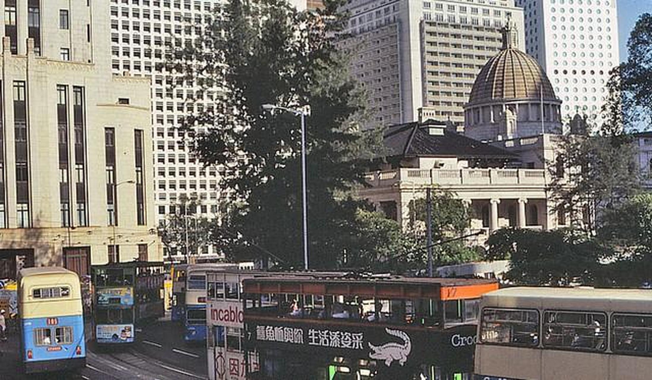 领动计划# 老照片:外国游客拍摄1983年的香港,美丽的维多利亚港